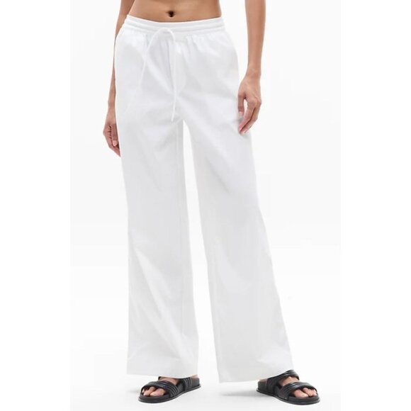 NWT Athleta Drift Mid Rise Poplin White Wide Leg Pant-sz Medium - Picture 1 of 12